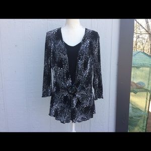 New Black And White Blouse - image 1